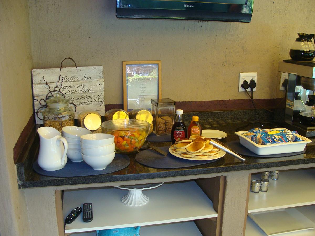 Uxolo Guest House Johannesbourg Extérieur photo